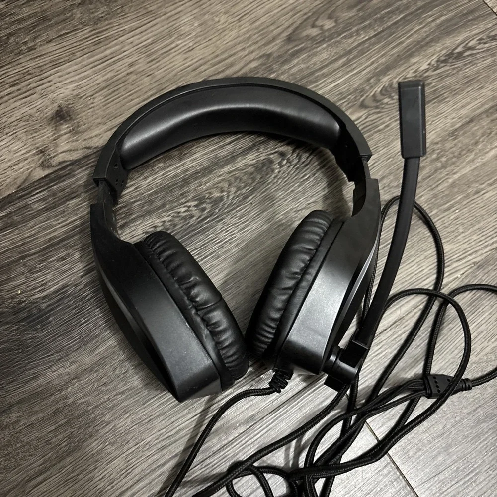 The Unbranded Brand gaming headsets